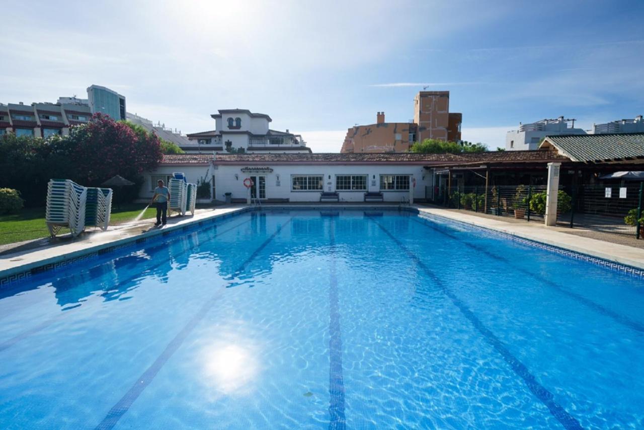 Apartment Armenka Carihuela Park Torremolinos Eksteriør billede